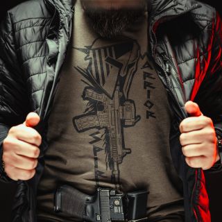 Nadešel čas probudit v sobě spícího bojovníka. Zapomeňte na stesky a pochybnosti – tohle triko s motivem Warrior Spirit je...